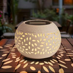Charger l'image dans la galerie, Lanterne solaire LED "Éclat floral"
